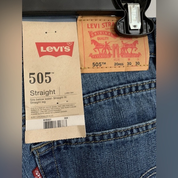 NWT Levi’s 505 Straight Fit Jeans 30x28 Blue Denim Leg Pants Shotwell Classic - Picture 6 of 13